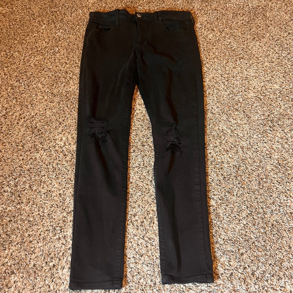 American Eagle Outfitters Women Black Super Stretch Jegging Jean Ripped Distress